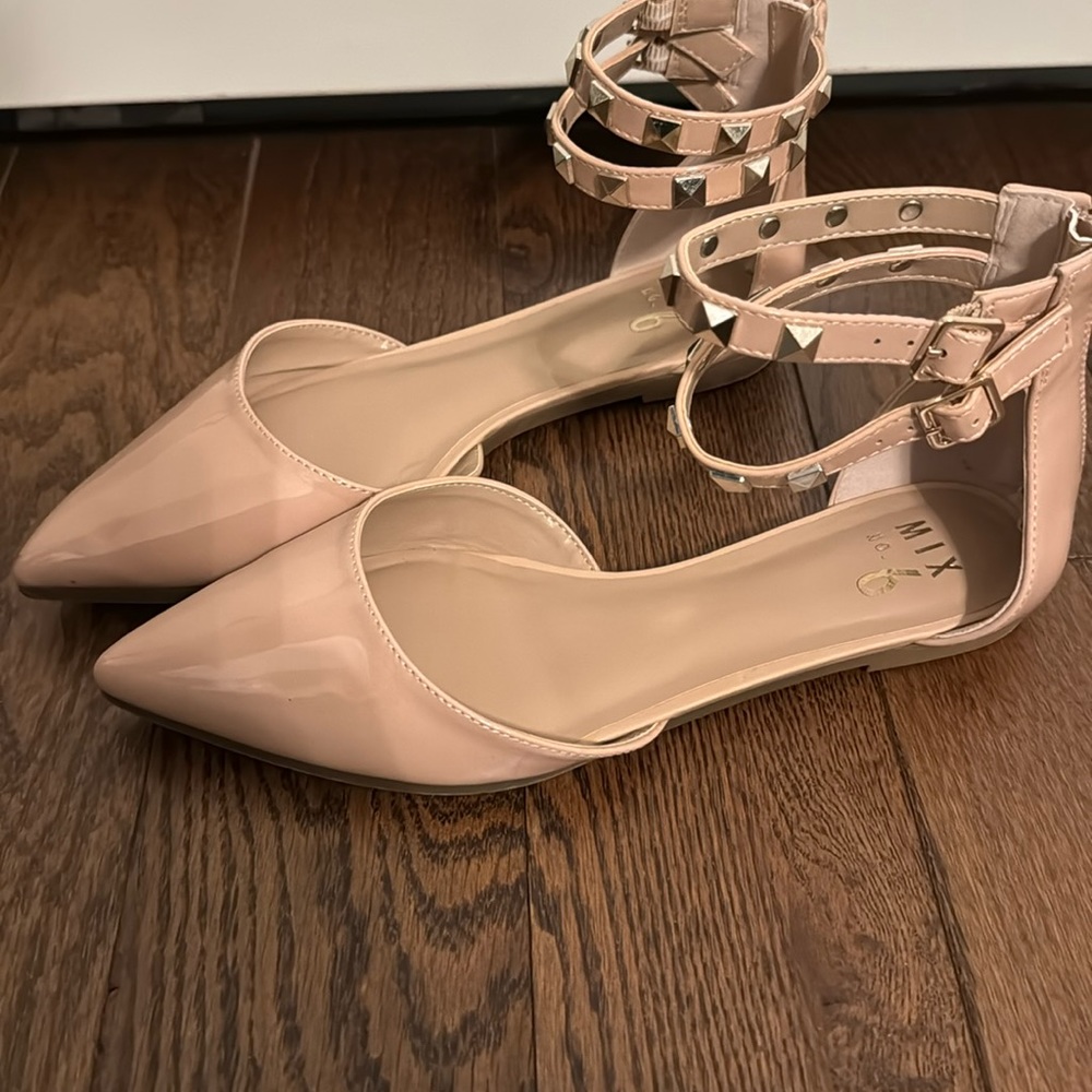 Flat shoes in great condition